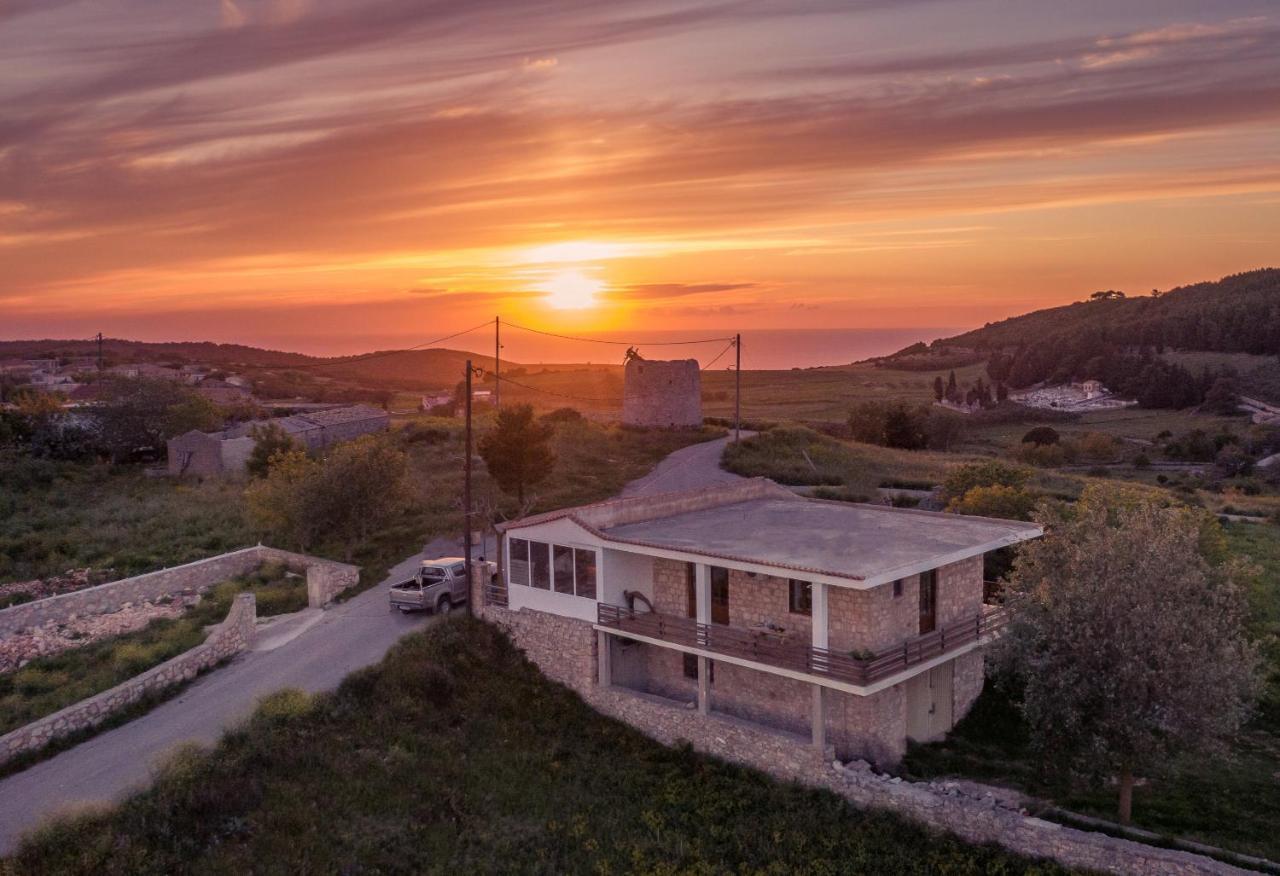 Villa Windmill Near Shipwreck Beach Volímai Exterior photo